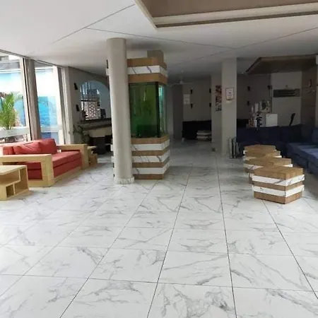 מלון Tarsis Private Apartament