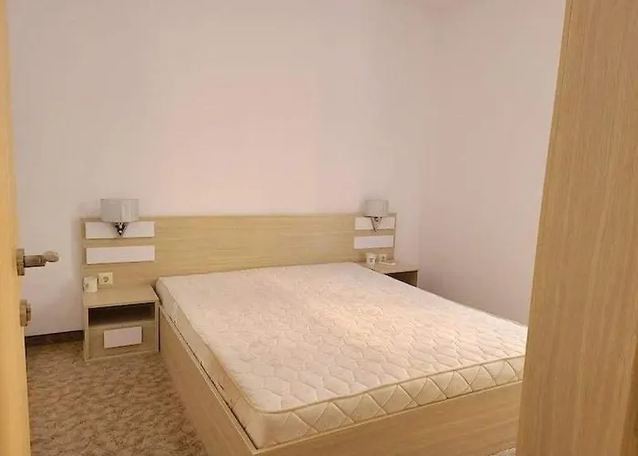 Tarsis Private Apartament Hotel